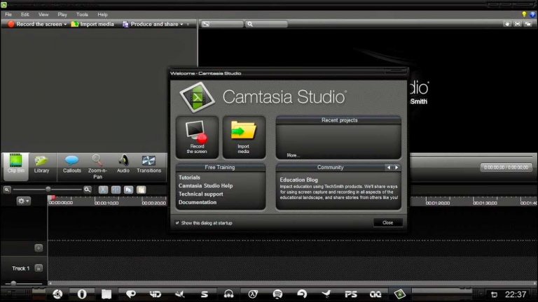 Camtasia 9 cho phép người dùng chèn file đa phương tiện vào video