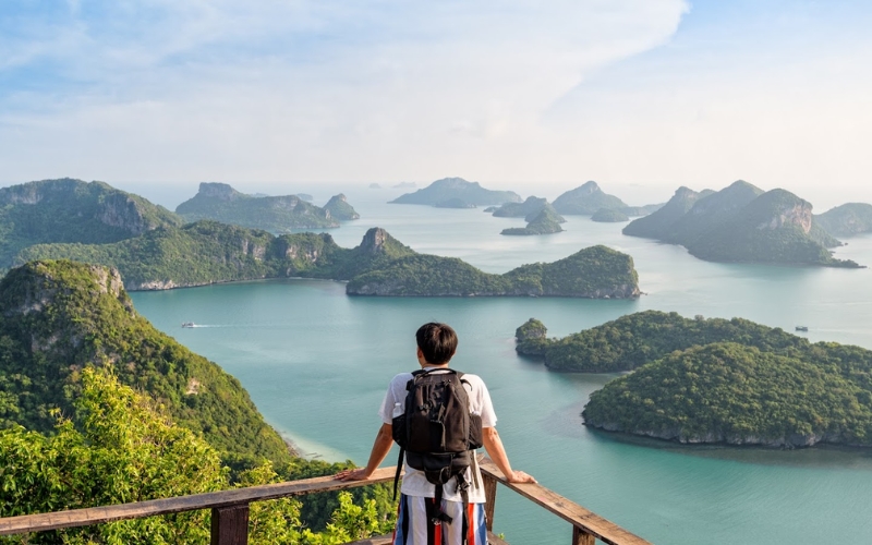 Nên đi du lịch tự túc hay đi tour?