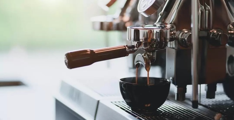 Tại sao máy pha cà phê bị rò điện?