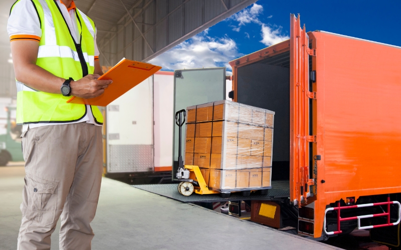 Nên ghép các đơn hàng đã đặt với nhau để giảm phí ship
